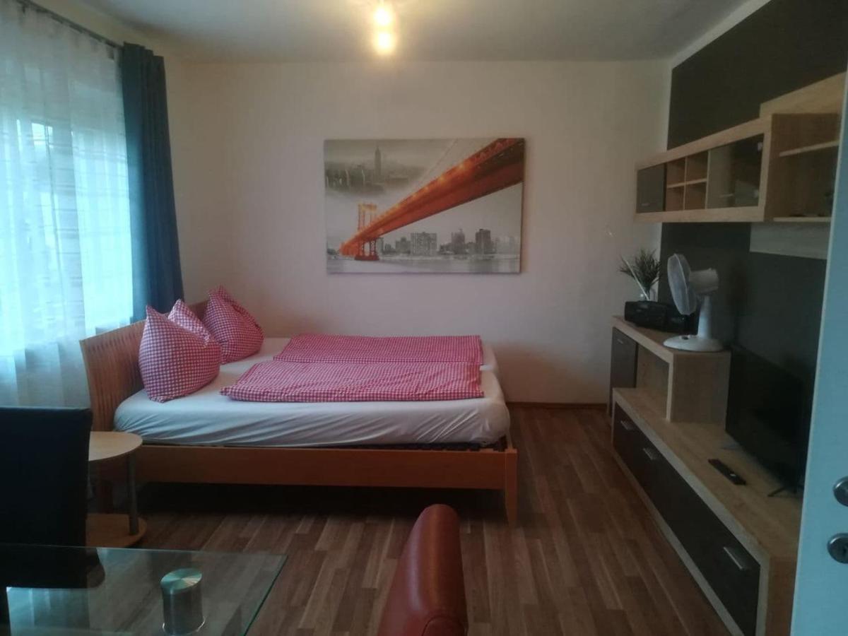 Zentral Gelegene, Sehr Ruhige Und Helle Wohnung Грац Экстерьер фото